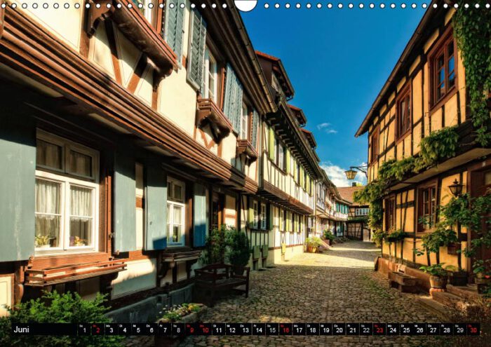 Schönes Südwest-Deutschland, Streifzüge zwischen Rhein, Rebland und Schwarzwald, Kalender, Artevaria, Fotografie, Design, Hubertus Kahl, Gengenbach, Engelgasse, Kinzigtal, Schwarzwald, Ortenau, Baden-Württemberg